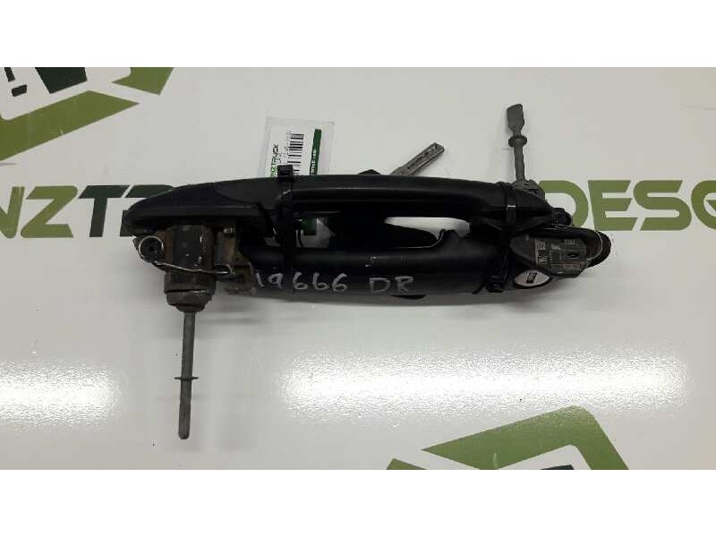 Recambio de juego manetas con llave para seat ibiza (6k) básico referencia OEM IAM  DELANTERAS 