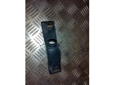 Recambio de piloto luz galibo derecho para scania serie 4 (p/r 144 l) fsa 460 (4x2) e2 corto cr 13 / 14 b referencia OEM IAM 132 2