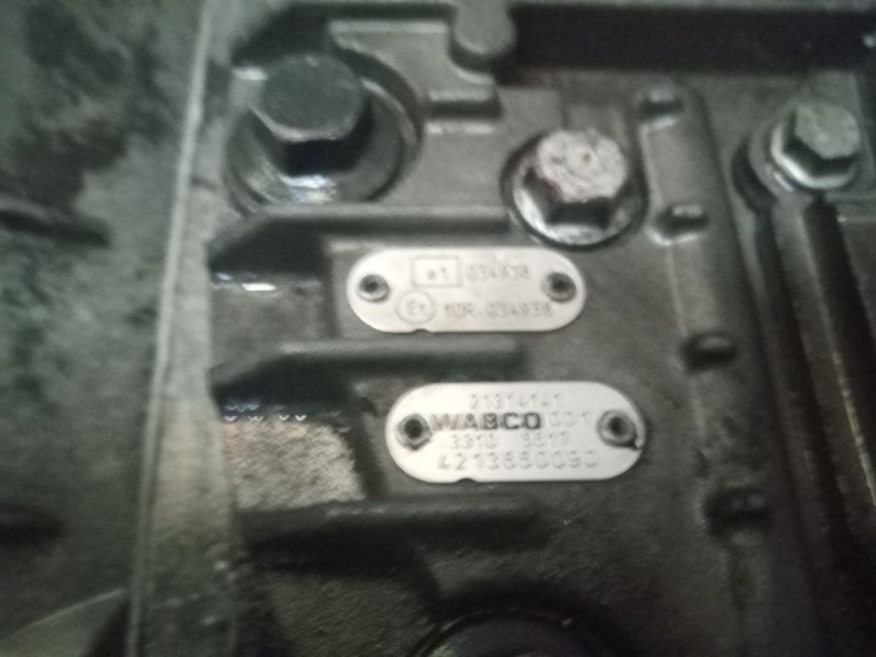 Recambio de caja cambios para volvo fm xxx 10.8 diesel referencia OEM IAM AT2612D 1100058057 3190577