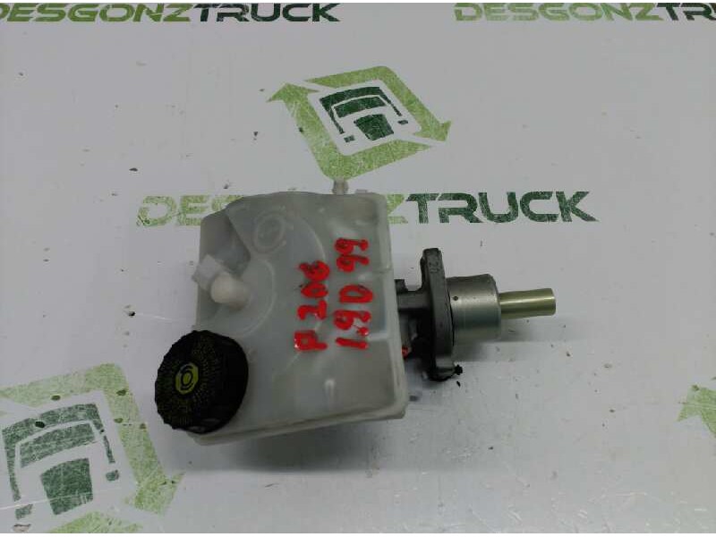 Recambio de bomba freno para peugeot 206 berlina gt referencia OEM IAM 03350884271  