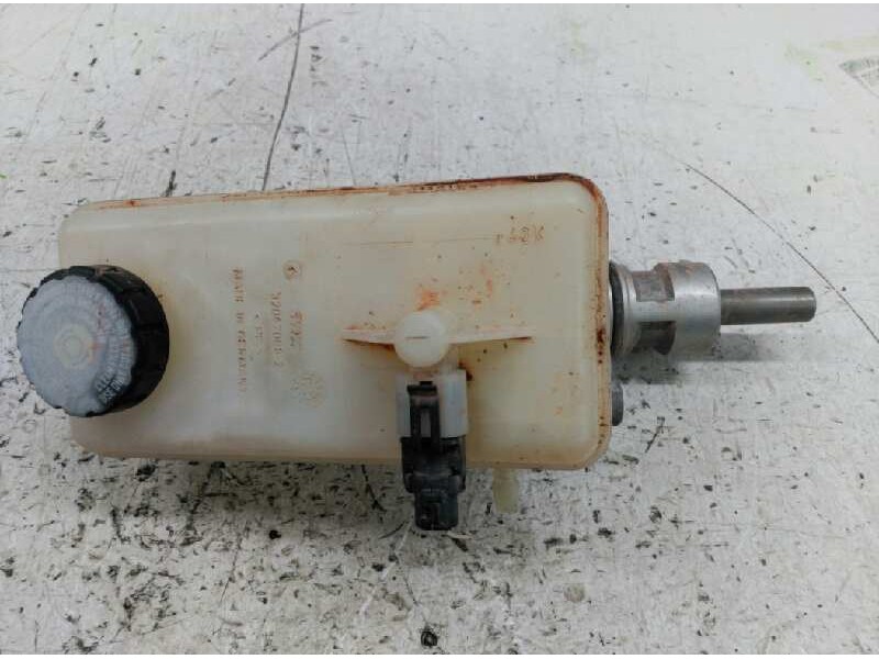 Recambio de bomba freno para nissan primastar (x83) referencia OEM IAM 32067008  