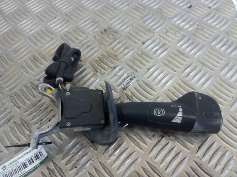 Recambio de mando intarder para daf serie xf105.xxx fsa 4x2 space-cab referencia OEM IAM 1659631  