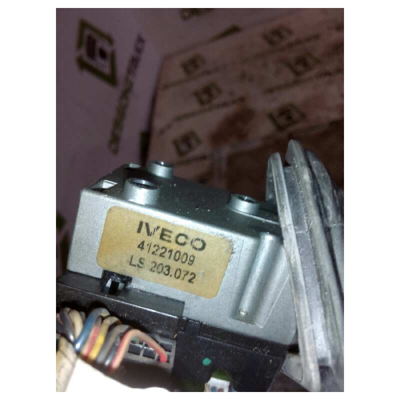 Recambio de mando intarder para iveco stralis (as) fsa t / fp lt 4x2 gran espacio referencia OEM IAM 41221009  