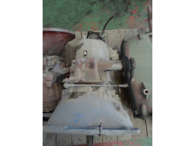 Recambio de caja cambios para nissan trucks l-60.09 referencia OEM IAM T5200  