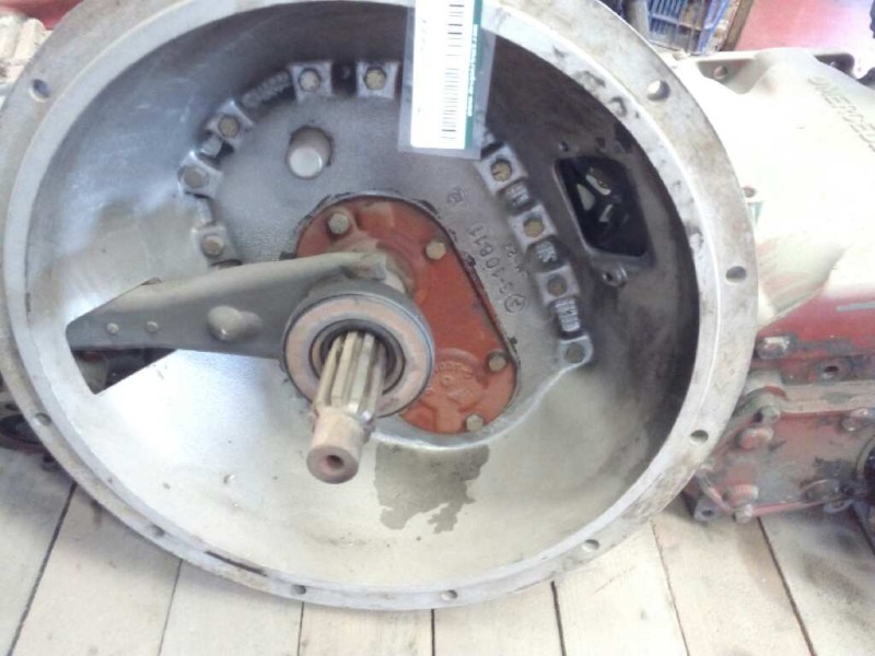 Recambio de caja cambios para nissan trucks l-60.09 referencia OEM IAM T5200  