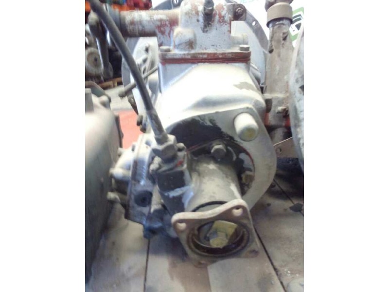 Recambio de caja cambios para nissan trucks l-60.09 referencia OEM IAM T5200  