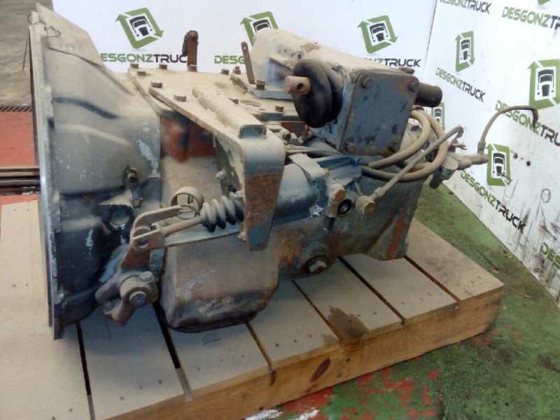 Recambio de caja cambios para pegaso trucks thecno 310 ... referencia OEM IAM RT09509A  