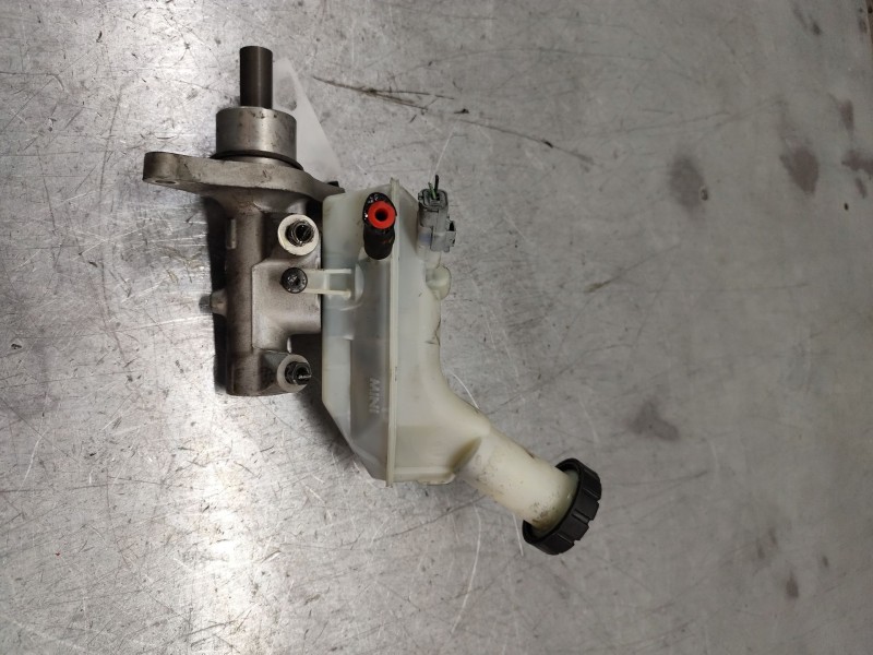 Recambio de bomba freno para renault clio iii dynamique referencia OEM IAM 8200129956  