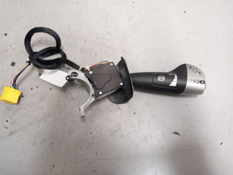 Recambio de mando intarder para daf serie xf euro 6 12.9 diesel referencia OEM IAM 2011540  