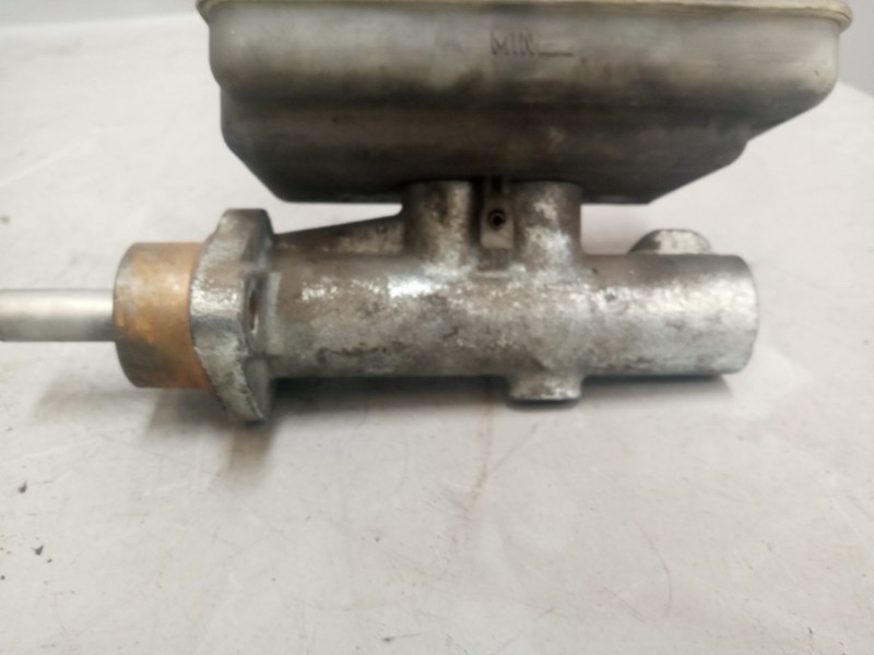 Recambio de bomba freno para iveco daily combi bus referencia OEM IAM   