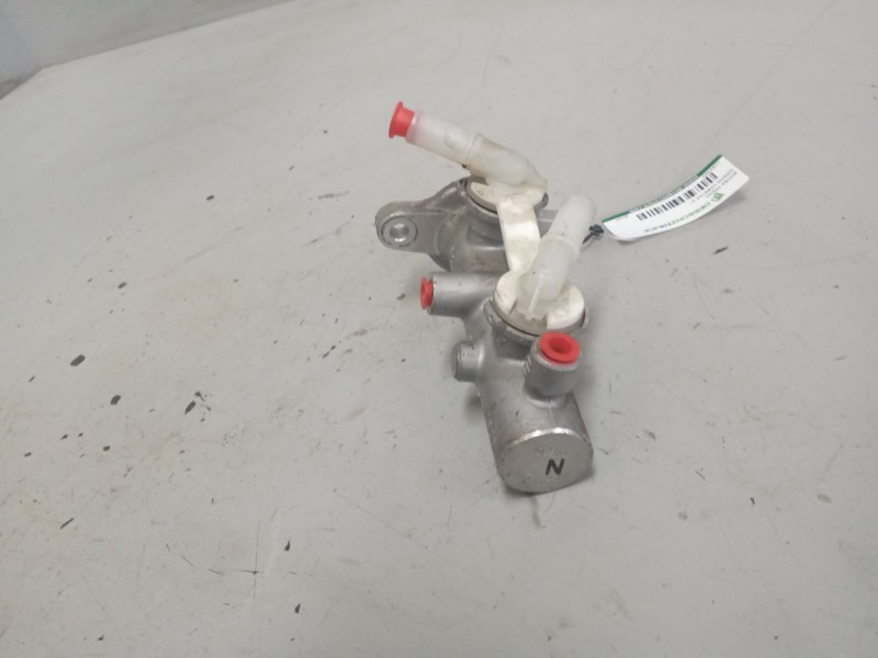 Recambio de bomba freno para nissan cabstar e referencia OEM IAM BM57  