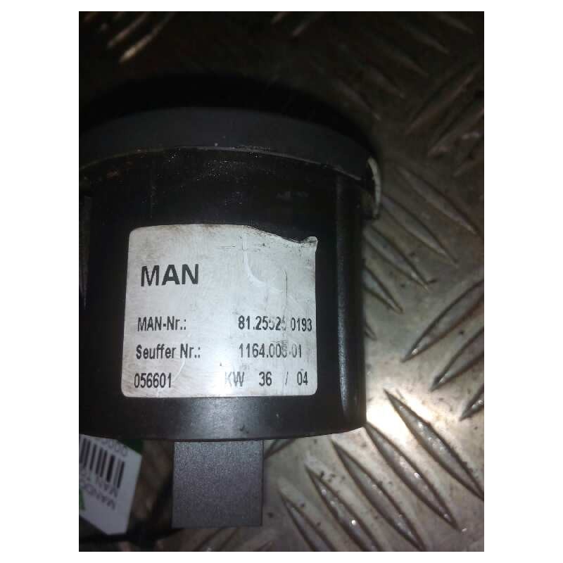 Recambio de mando luces para man tg - a 18.xxx fg / bb   (e3/e4) l referencia OEM IAM 81255250193  