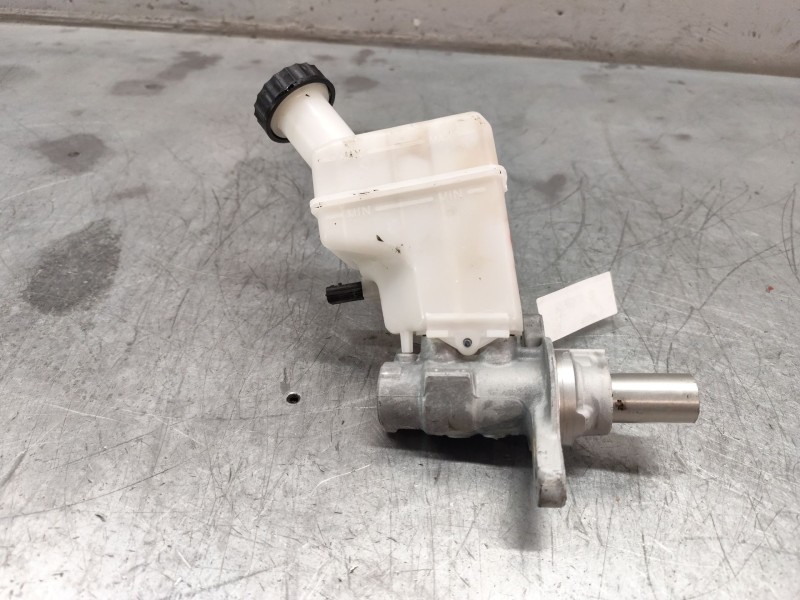Recambio de bomba freno para renault austral tce 130 referencia OEM IAM 0204862308  