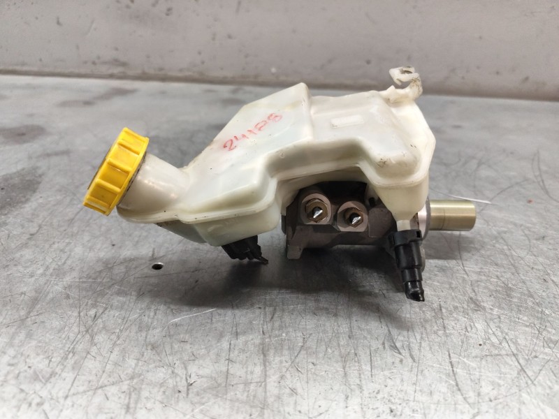 Recambio de bomba freno para ford fiesta (cbk) ambiente referencia OEM IAM 41230130  