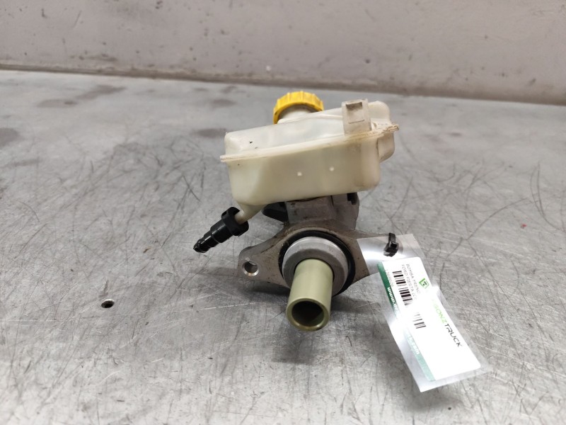 Recambio de bomba freno para ford fiesta (cbk) ambiente referencia OEM IAM 41230130  