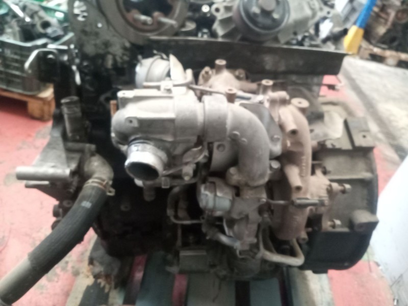 Recambio de despiece motor para renault serie d referencia OEM IAM ZD30EURO6  