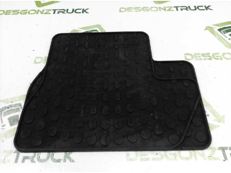 Recambio de alfombrilla para citroën c3 1.4 hdi exclusive referencia OEM IAM  TRASERA DERECHA 