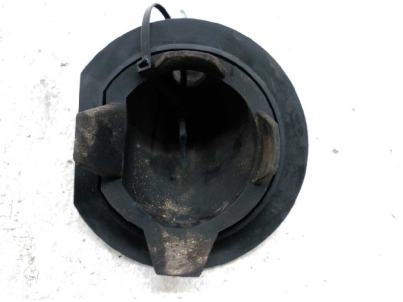 Recambio de cubre polvo columna direccion para citroën xsara berlina 1.9d seduction referencia OEM IAM 9619519980  