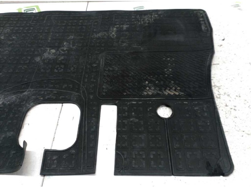 Recambio de alfombrilla para peugeot boxer caja cerr. acristalado (rs2850)(230)(´02) 1400 td referencia OEM IAM  DELANTERA 