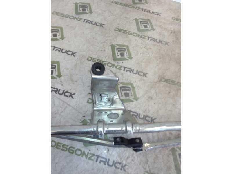 Recambio de articulacion limpia delantero para iveco trucks daily 35s12 referencia OEM IAM 501231722  