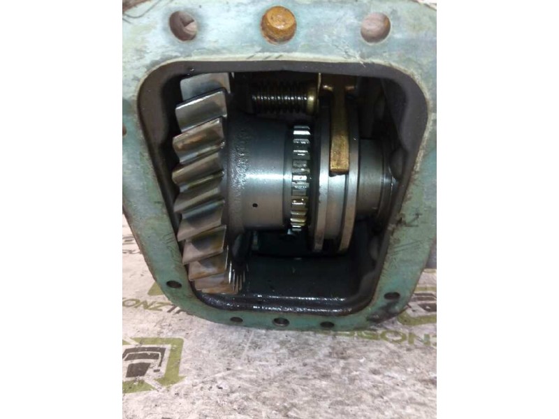Recambio de toma de fuerza para scania trucks serie 4 144 l/460 (460cv) referencia OEM IAM 1300178S7156  