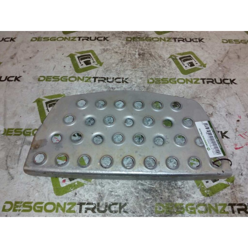 Recambio de huella peldaño para man tg - a 18.xxx fg / bb   (e3/e4) l referencia OEM IAM DERECHO  
