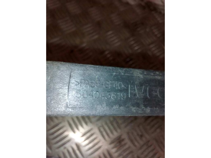 Recambio de huella peldaño para iveco eurocargo tector 5.9 diesel referencia OEM IAM 504043819 PARTE BAJA 