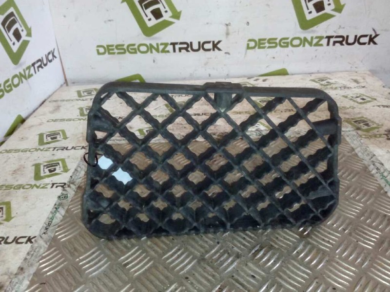 Recambio de huella peldaño para iveco eurocargo tector 5.9 diesel referencia OEM IAM 504043819 PARTE BAJA 