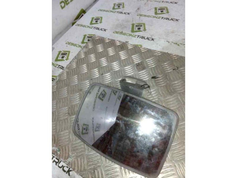 Recambio de retrovisor exterior angular para nissan trucks atleon 140 referencia OEM IAM   