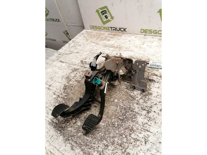 Recambio de soporte pedales para citroën c4 berlina collection referencia OEM IAM 9684913280  