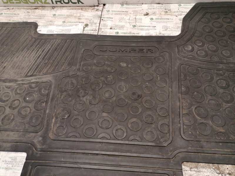 Recambio de alfombrilla para citroën jumper pritsche 35 l2 heavy hdi 130 dreiseitenkipper referencia OEM IAM   