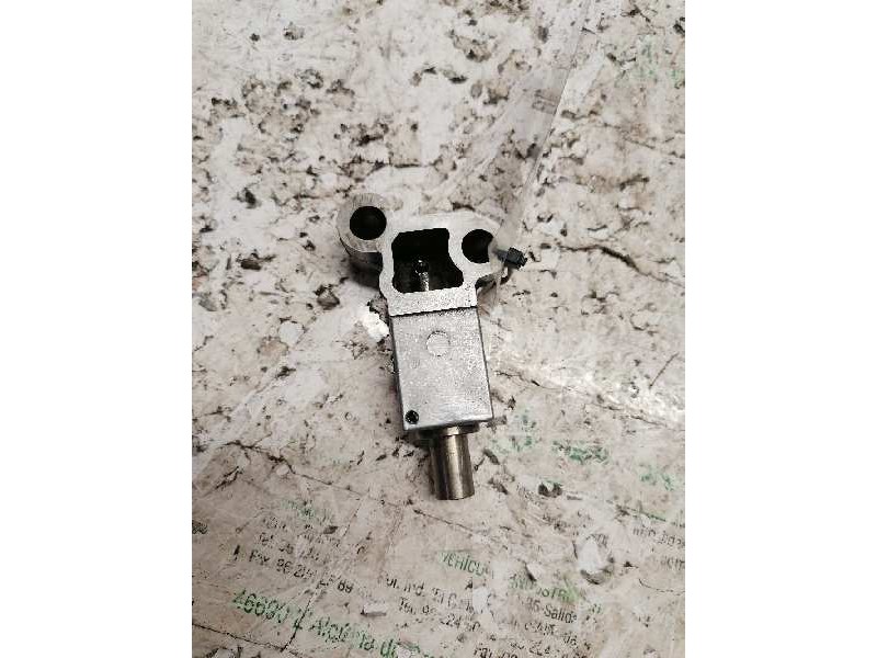 Recambio de tensor para kia carnival ii 2.9 crdi cat referencia OEM IAM   