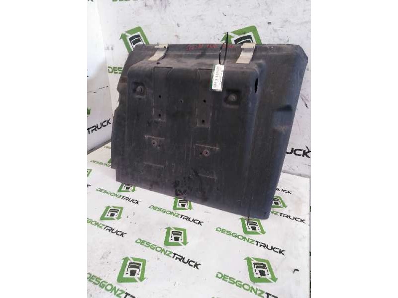 Recambio de guarda barros trasero izquierdo para renault premium lander 10.8 diesel referencia OEM IAM DELANTERO  