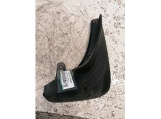 Recambio de faldilla trasera derecha para kia carnival 2.9 crdi vgt concept referencia OEM IAM VQ868424D100  