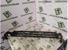 Recambio de peldaño frontal para renault serie t fg 4x2 cabina high-sleeper referencia OEM IAM    2