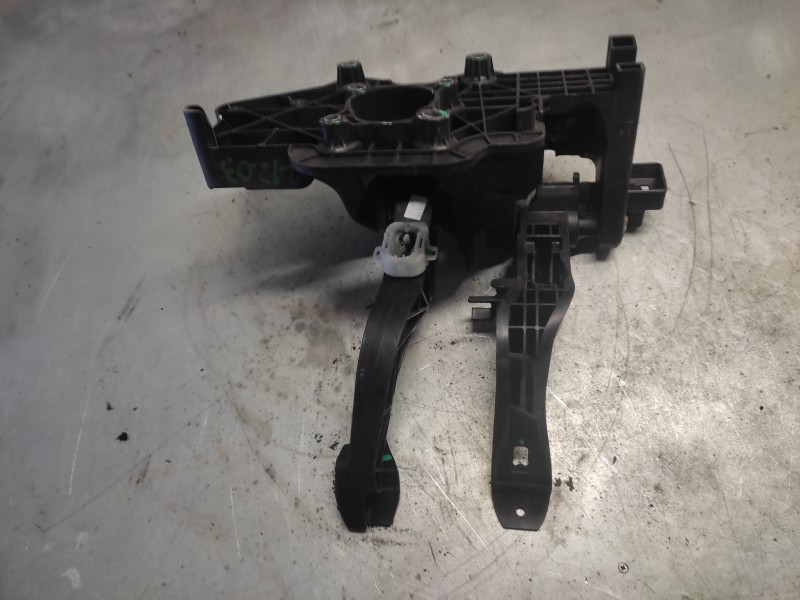 Recambio de soporte pedales para fiat fiorino furgoneta/monovolumen (225_) 1.4 (225bxa1a, 225bxf1a) referencia OEM IAM   