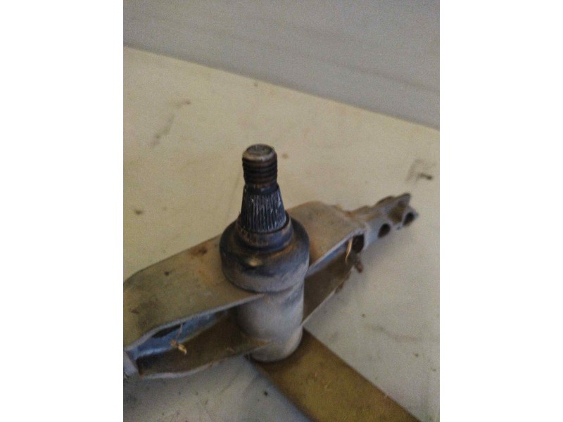 Recambio de articulacion limpia delantero para iveco eurocargo 5.9 diesel referencia OEM IAM 99439629 98415027 98463784