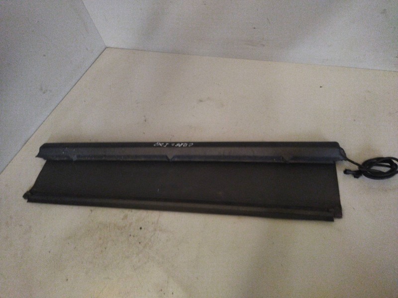 Recambio de cortina puerta izquierda para renault magnum ab diesel referencia OEM IAM 7421018166  