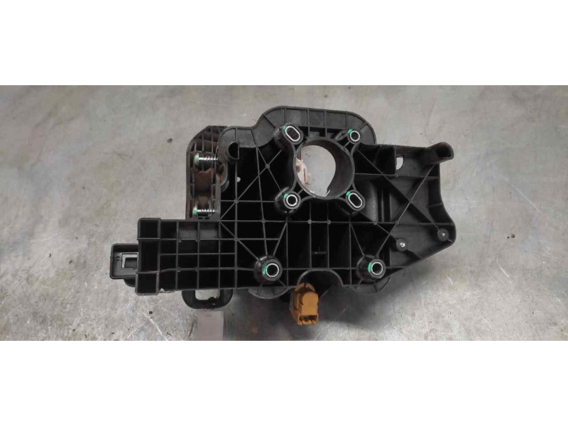 Recambio de soporte pedales para fiat doblo ii (152) easy referencia OEM IAM 470521151370E  