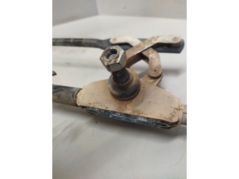 Recambio de articulacion limpia delantero para iveco stralis (ad/at) 7.8 diesel referencia OEM IAM 99439631 5802101150 