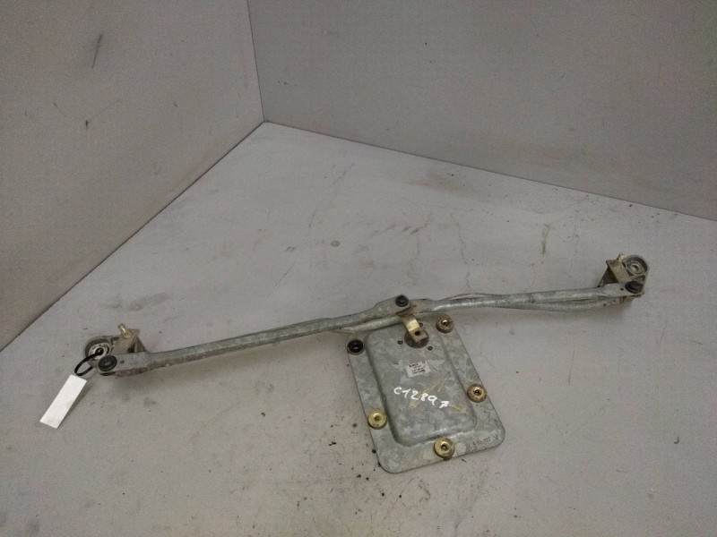 Recambio de articulacion limpia delantero para nissan trucks atleon 110 referencia OEM IAM 288109X000 3397020491 