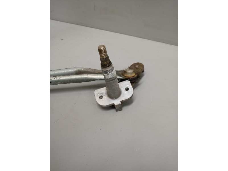 Recambio de articulacion limpia delantero para nissan cabstar e referencia OEM IAM   