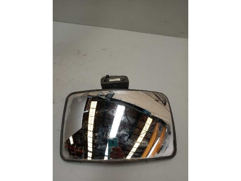 Recambio de retrovisor exterior angular para nissan trucks atleon 140 referencia OEM IAM   