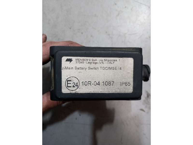 Recambio de desconectador baterias para iveco stralis (as) 11.1 diesel referencia OEM IAM 5801611738  INTERRUPTOR GENERAL