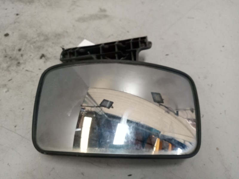 Recambio de retrovisor exterior angular para renault premium distribution referencia OEM IAM   