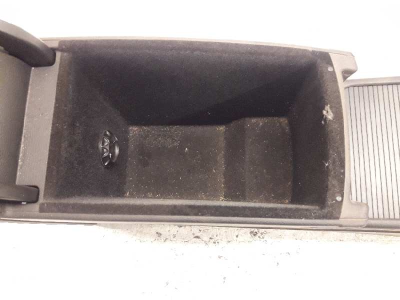 Recambio de guarnecidos palanca cambio para volkswagen passat berlina (3c2) advance referencia OEM IAM   