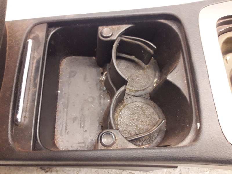 Recambio de guarnecidos palanca cambio para volkswagen passat berlina (3c2) advance referencia OEM IAM   