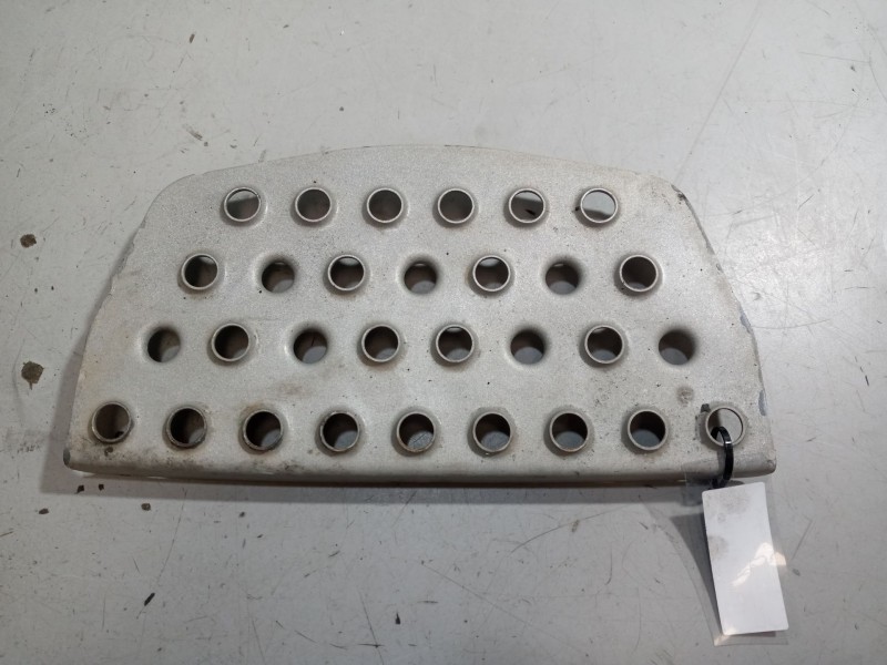 Recambio de huella peldaño para man tgx 18.xxx 12.4 diesel referencia OEM IAM   DERECHO