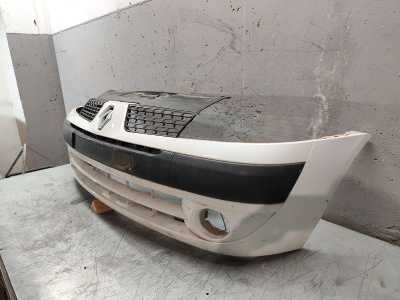 Recambio de paragolpes delantero para renault clio ii fase ii (b/cb0) authentique referencia OEM IAM   