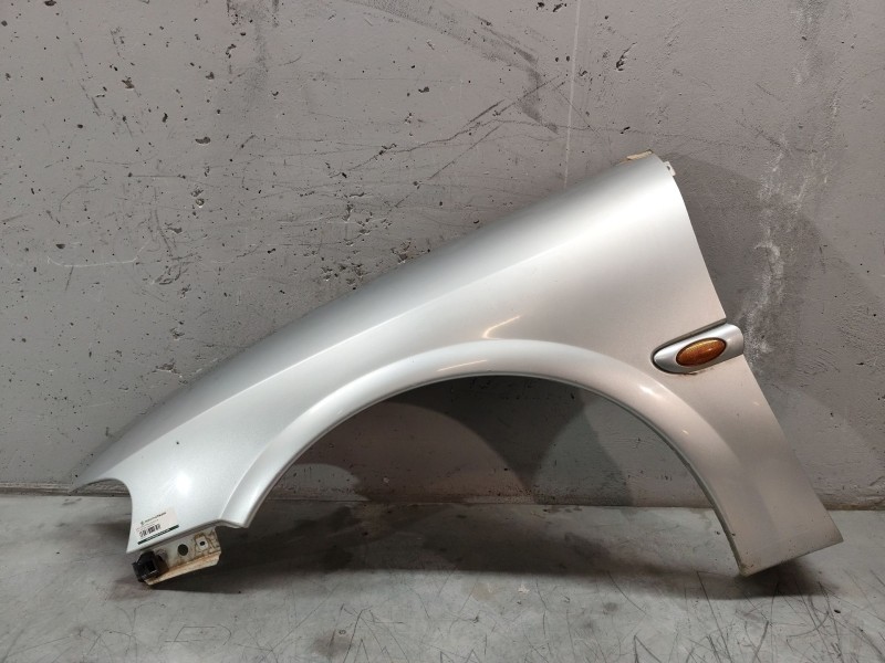 Recambio de aleta delantera izquierda para opel vectra b berlina básico referencia OEM IAM   